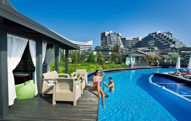 Limak_Lara_Deluxe_Outdoor_Pool